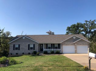 249 Ridge Run Dr, Washington, MO 63090