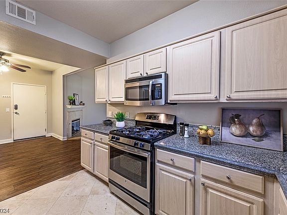 5th image of 5250 S Rainbow Blvd Unit 1072