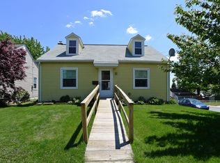 202 Wecaf Rd, New Holland, PA 17557