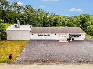 1859 McClellandtown Rd, Masontown, PA 15461