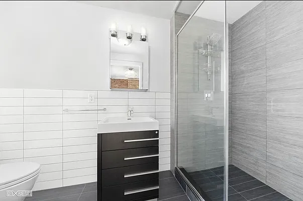 Rented by Vertical Real Estate LLC | media 16