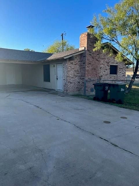 1st image of 2404 Cottonwood Dr #B