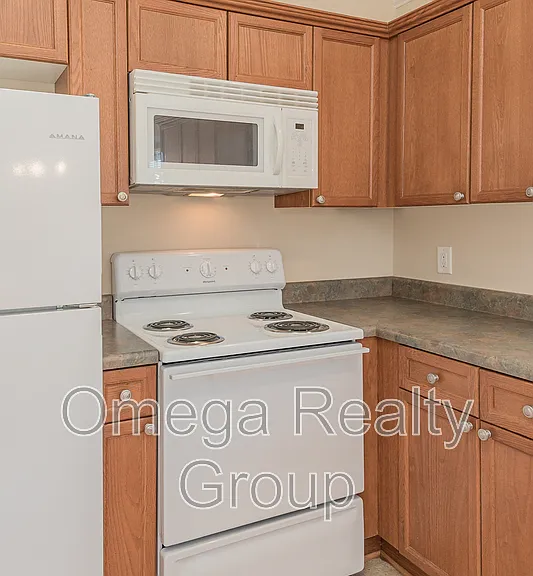 2170 Village Ln — Photo 21