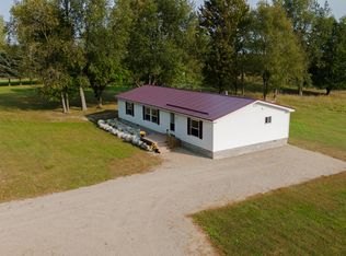 10143 W Jordan Rd, Remus, MI 49340
