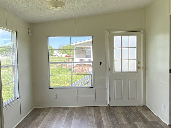 4th image of 119 Lbj Dr