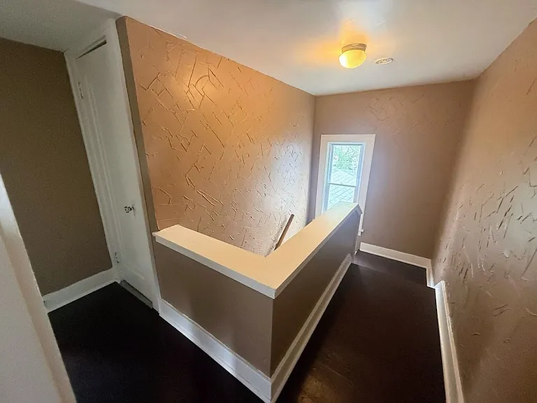 601 Glendora Ave — Photo 9