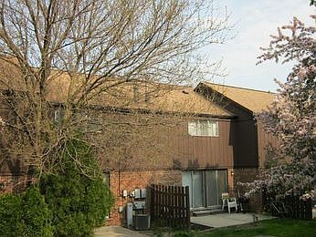2nd image of 28673 Regent Ct N #1