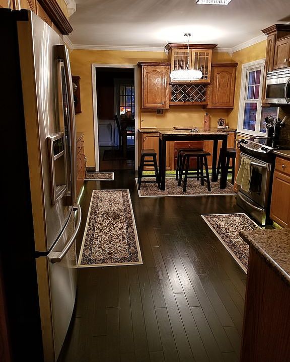 2nd image of 182 Reddingwood Dr