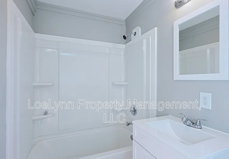 41 South St — Photo 20