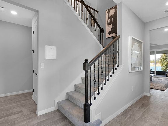 Trailside Select Entry Stairs