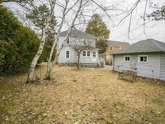5th image of 1039 Weston Ave