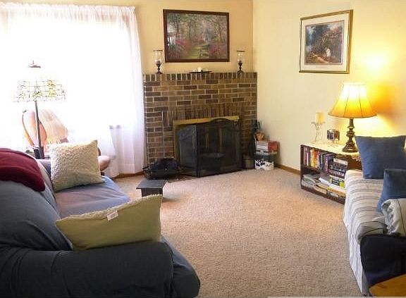 4th image of 2313 Crestmount Ln