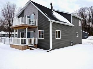 5257/5259 W Houghton Lake Dr, Houghton Lake, MI 48629