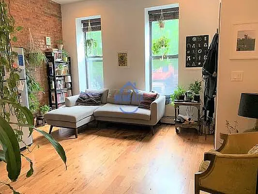 Rented by Blue Egg Realty Corp | media 21