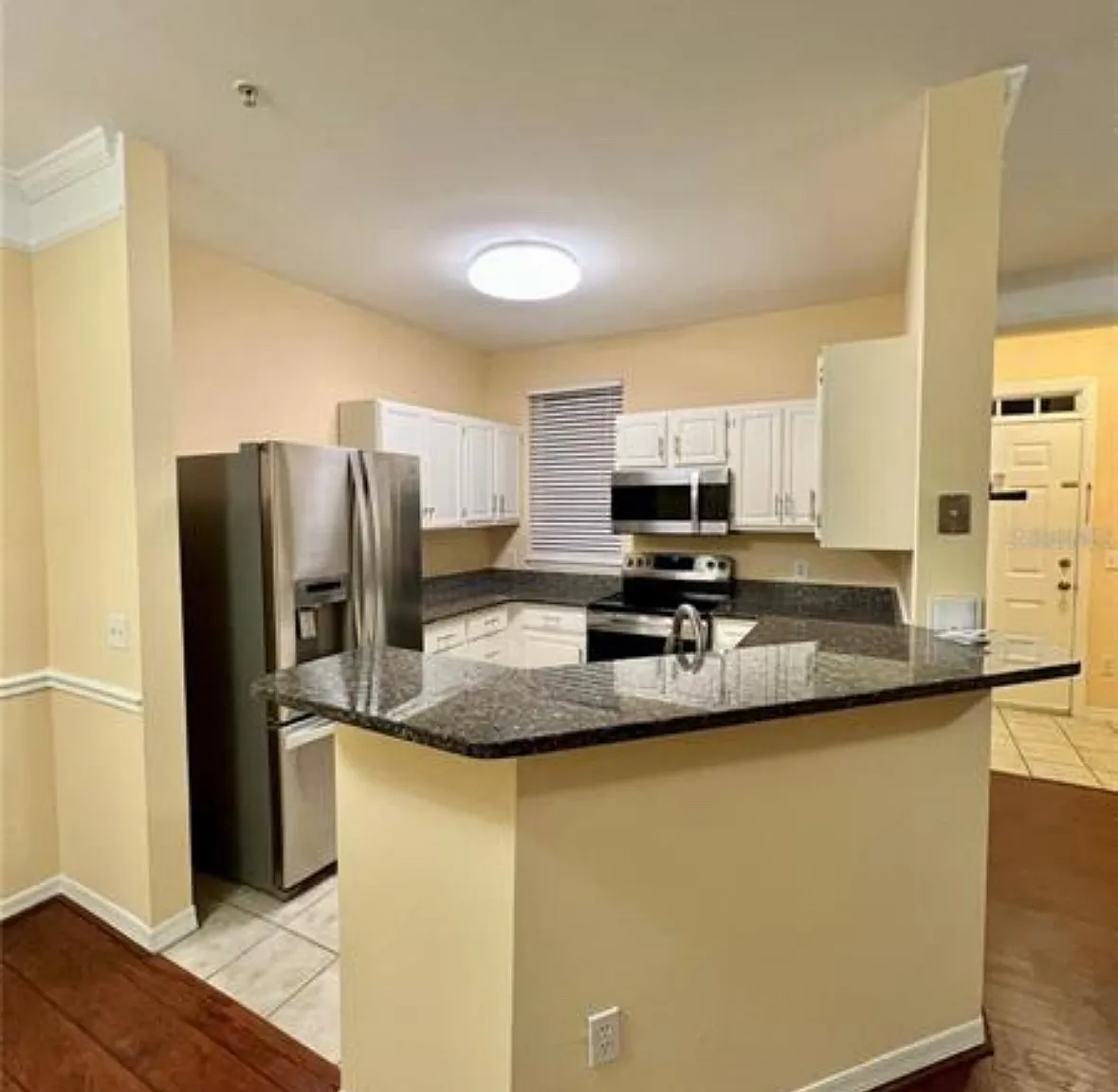 3 bed, 1410 sqft, $2,150 — Photo 4