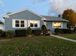 341 Reed St, Manchester, NH 03102