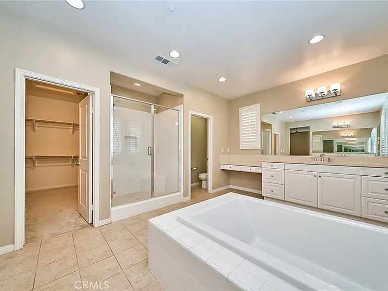 1324 N Macneil Dr — Photo 18
