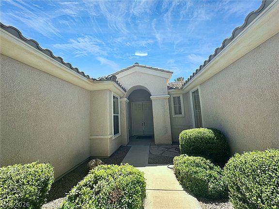 3rd image of 4373 Carta Luna St