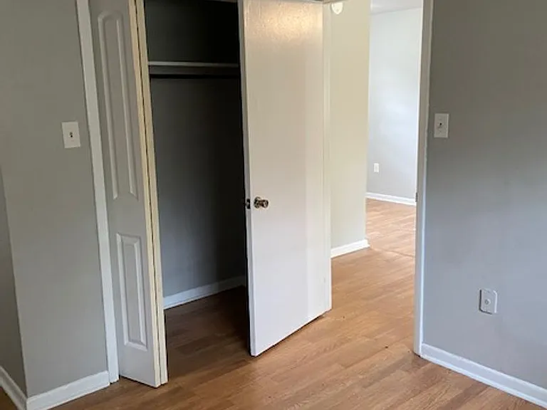 615 Cedarwood Dr — Photo 16