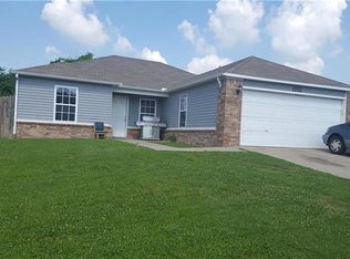 1772 Jade Rd, Springdale, AR 72764