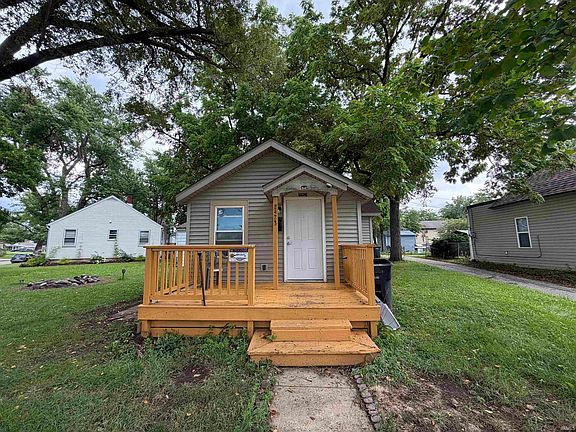 2nd image of 2423 N 19th St
