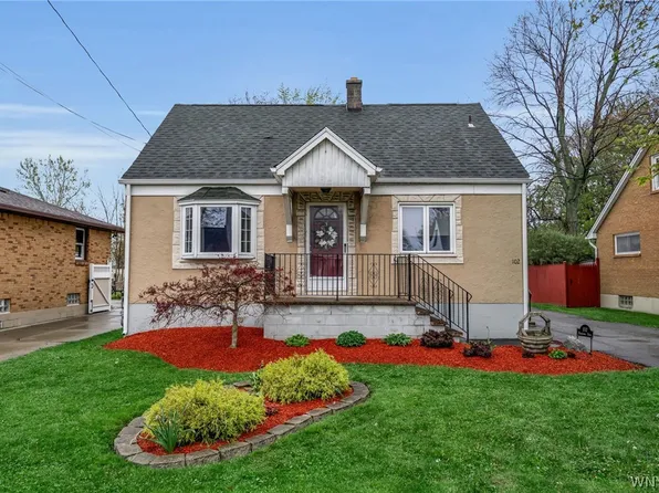 102 Hemenway Rd, Cheektowaga, NY 14225