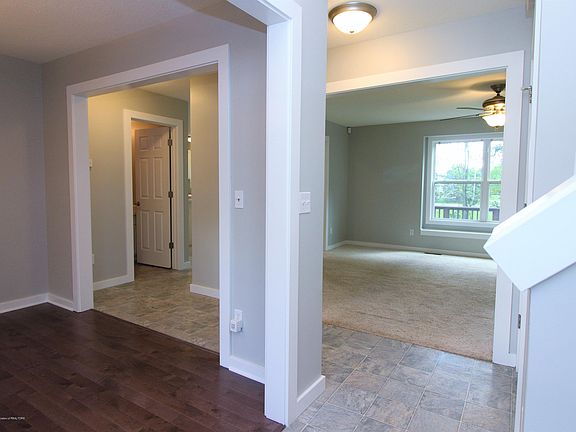 3rd image of 702 Hastay Blvd #21