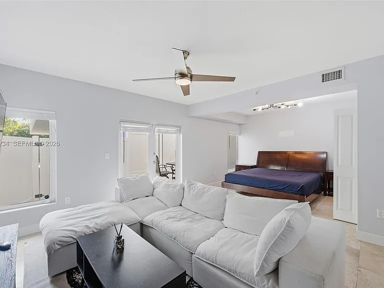 832 N Victoria Park Rd #832 — Photo 16