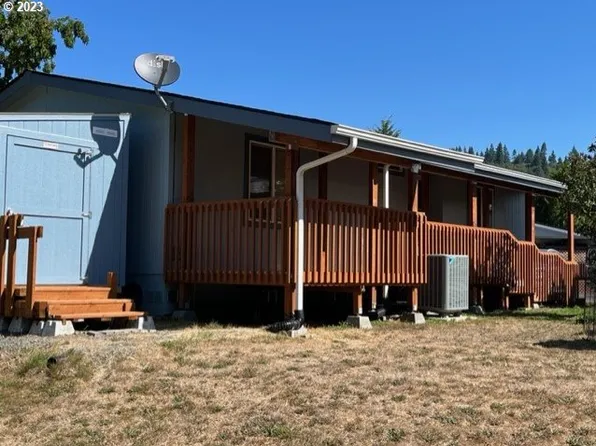 601 E Columbia River Hwy Unit 26, Clatskanie, OR 97016