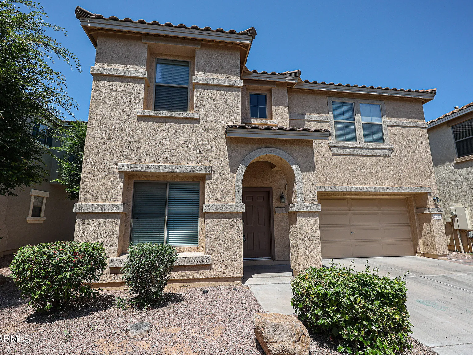 4 bed, 2.5 bath, 2430 sqft, $2,595 — Photo 2