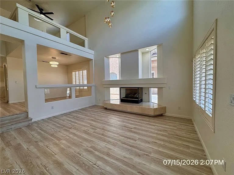 10921 Calcedonian St — Photo 3