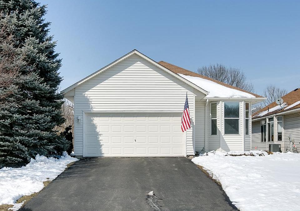 1st image of 443 Bluebird Ln