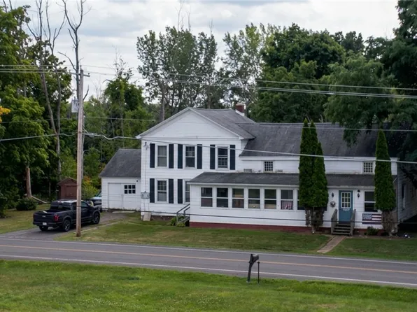 4898 Verplank Rd, Clay, NY 13041