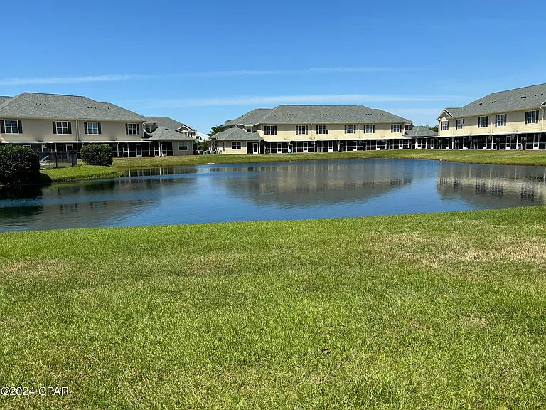 1101 Baldwin Rowe Cir — Photo 4