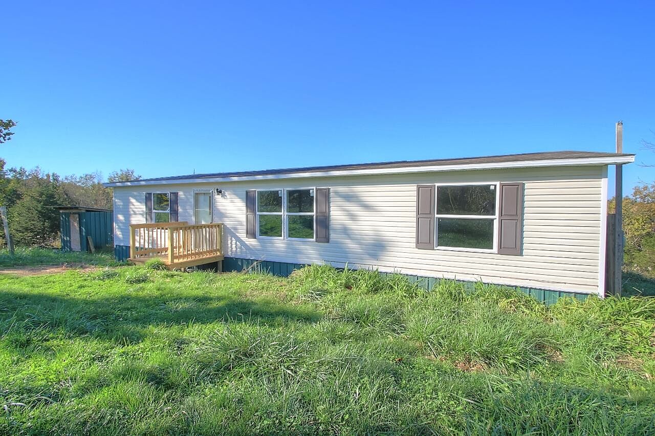 2085 Straight Shoot Rd, Falmouth, KY 41040 | Zillow