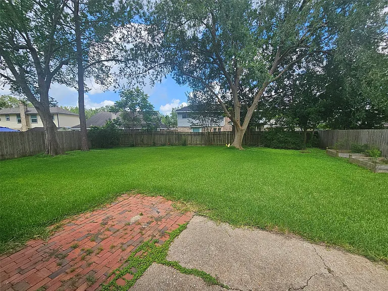 3206 Pebble Lake Dr — Photo 30