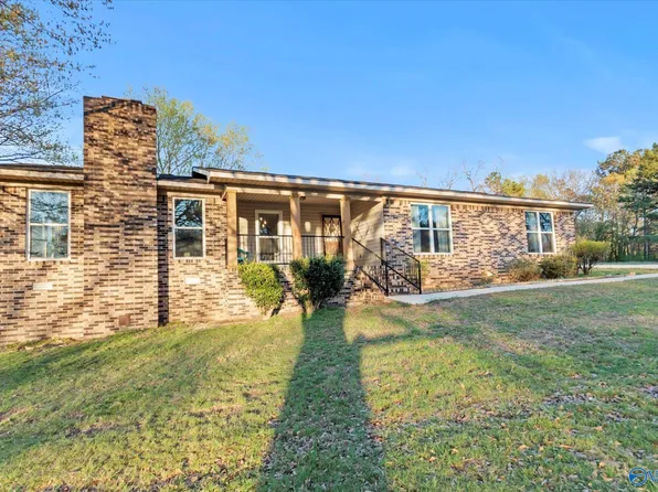 1667 Cove Spring Rd, Boaz, AL 35956