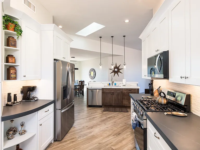 155 Quartz Dr — Photo 31
