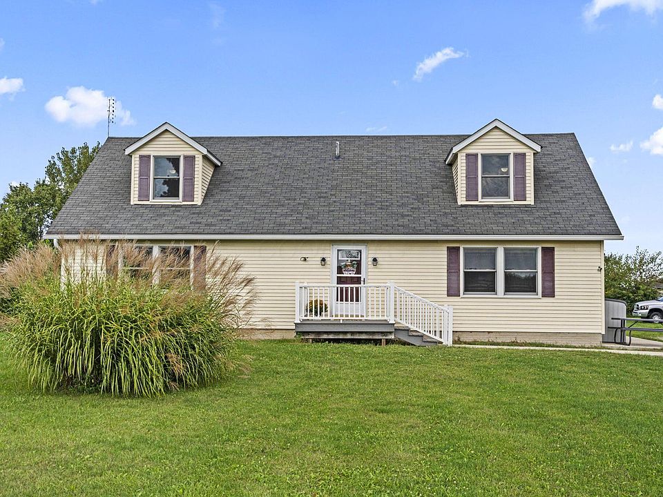 1st image of 7490 Dyer Rd