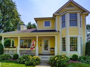 723 Lake Park Dr, Boyne City, MI 49712