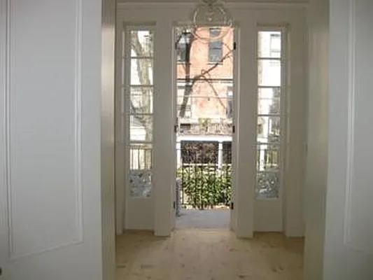 Rented by Corcoran | media 34