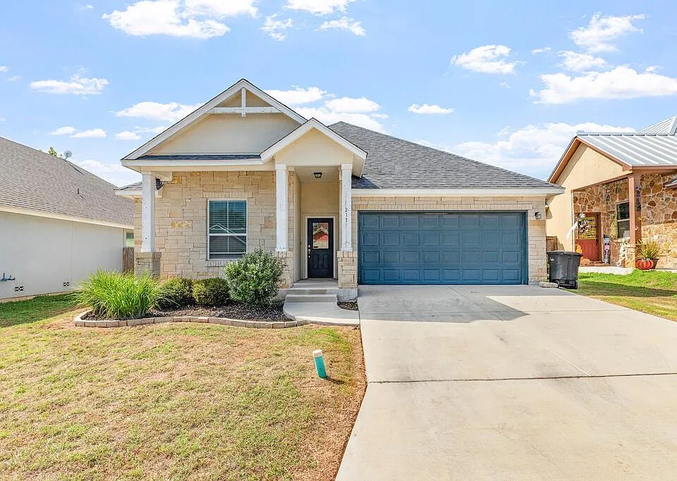 211 Winston Dr