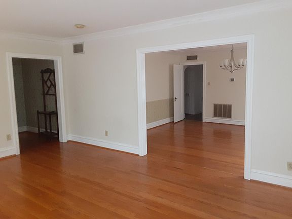 4th image of 7507 Buckingham Dr APT 1
