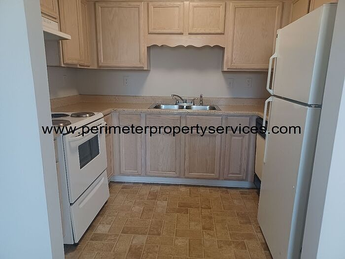 1st image of 1750 Bob White Ln SE #1754