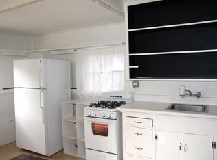 1715 Pensacola St APT B, Honolulu, HI 96822