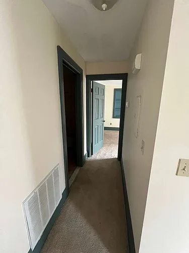 500 Howe Ave Photo 1