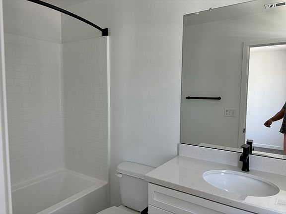 2nd image of 700 Panorama Ln