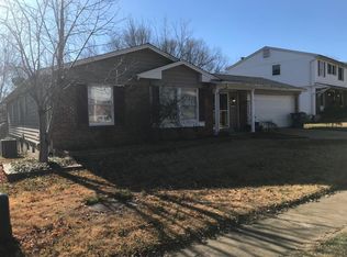2932 Spring Water Dr, Saint Louis, MO 63129