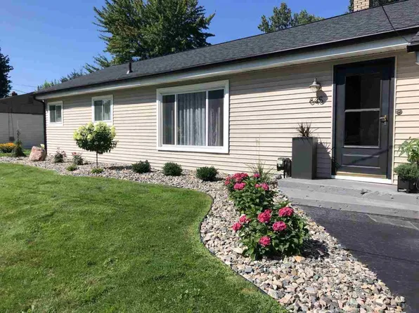 645 Gillette Dr, Saginaw, MI 48609