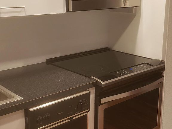 2nd image of 5 Tudor City Pl APT A18